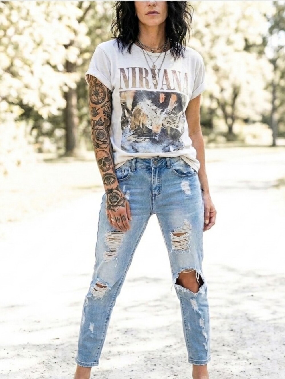 LEXXURY💞Light Wash Distressed Jeans - Blue COOL SKULL BUTTON-4 POCKETS Sz 30
